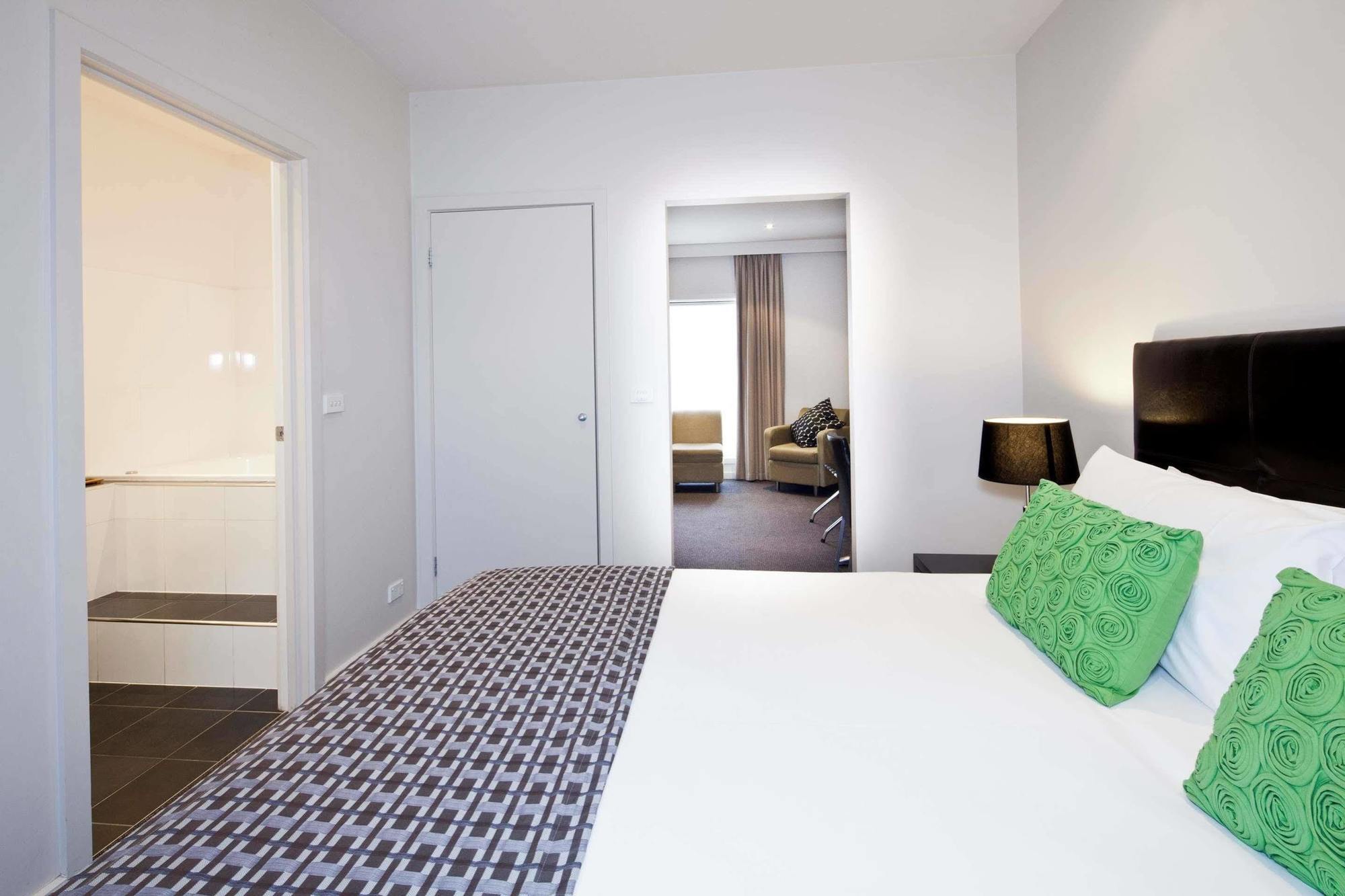 Ballarat Suites Δωμάτιο φωτογραφία
